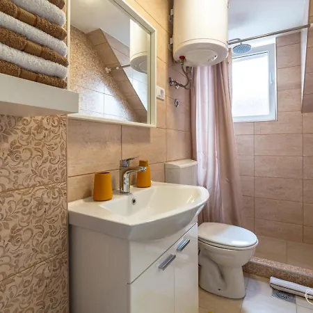 Mak Basta * Bajina Basta